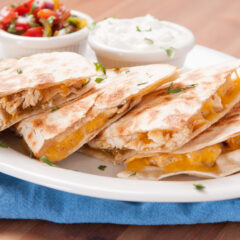 Quesadilla cu legume si cartofi wedges